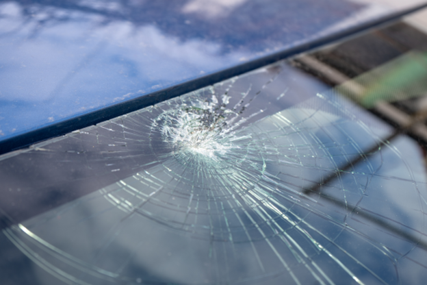 hailstrom-damage-windshield-repair-3